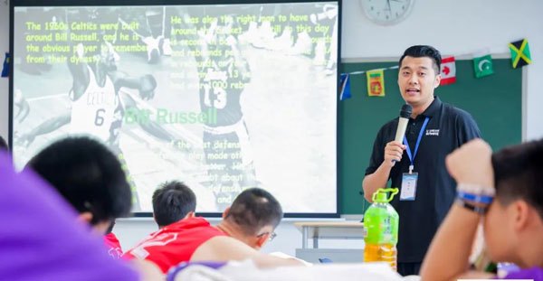 如何为前锋设计高效的篮球训练方案_2